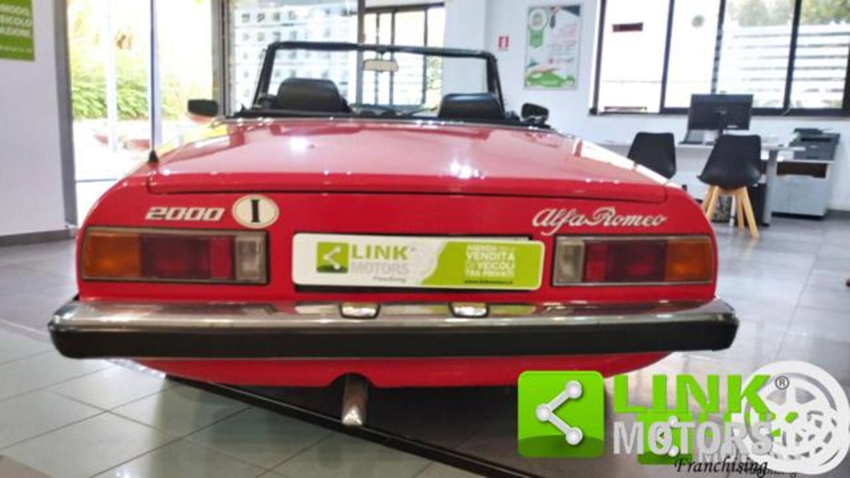 Alfa Romeo Spider 2.0 Veloce (19)