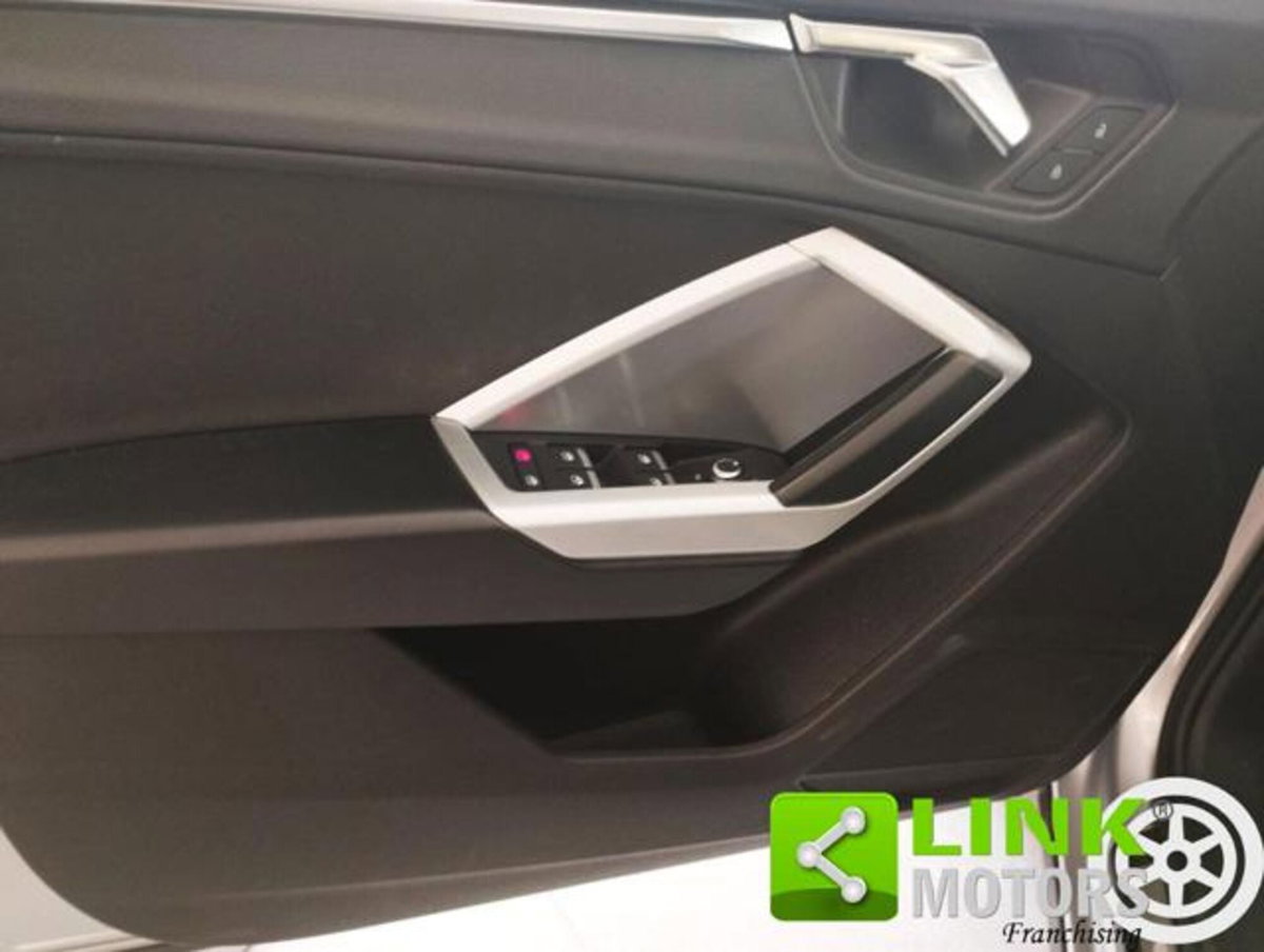Audi Q3 35 TDI quattro S tronic Business Advanced (12)