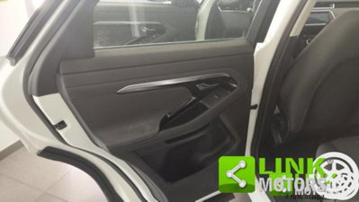 Land Rover Range Rover Evoque 2.0 Si4 5p. Pure (16)