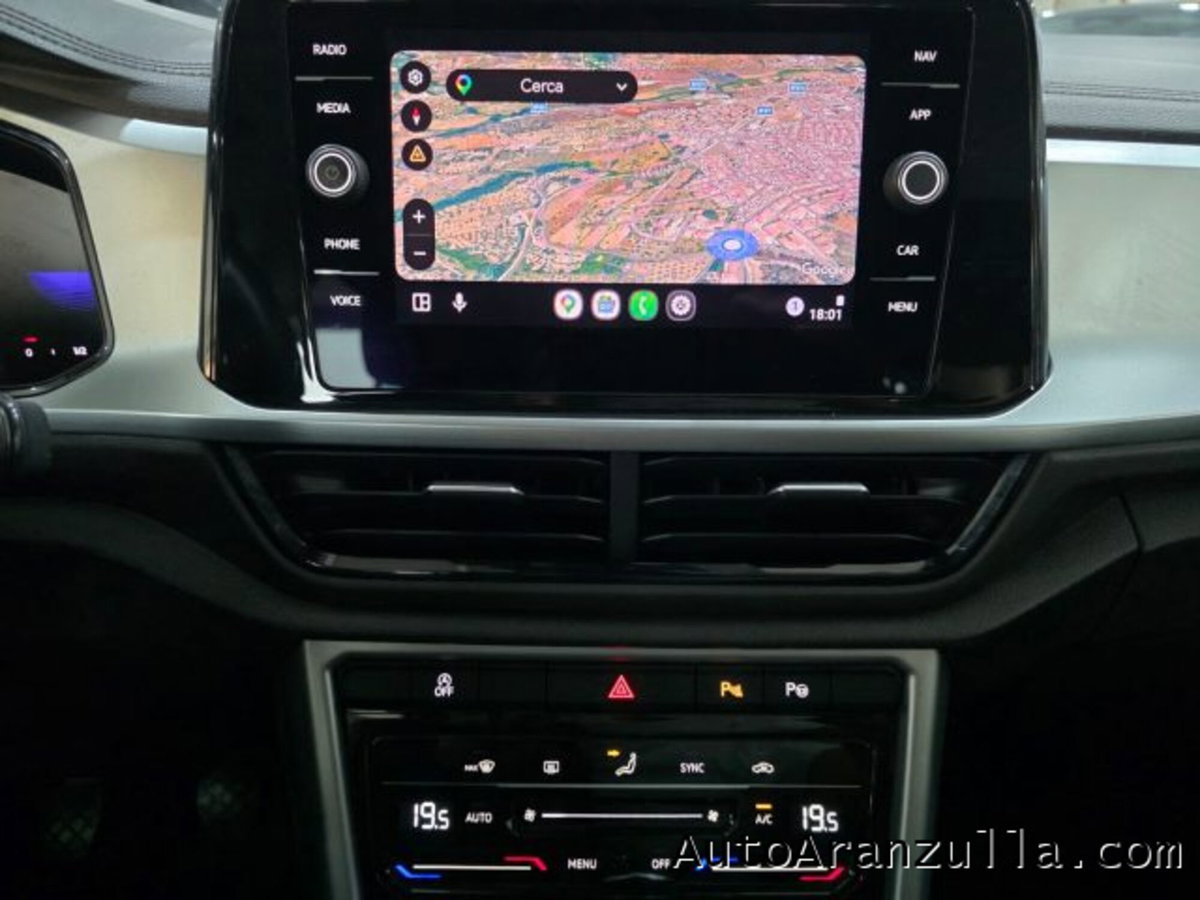 Volkswagen T-Roc 2.0 tdi Life 115cv (17)