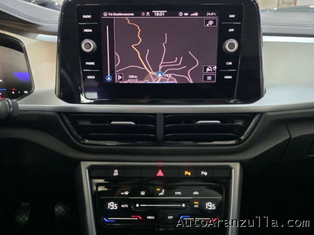 Volkswagen T-Roc 2.0 tdi Life 115cv (18)