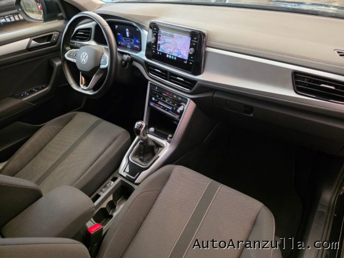 Volkswagen T-Roc 2.0 tdi Life 115cv (9)