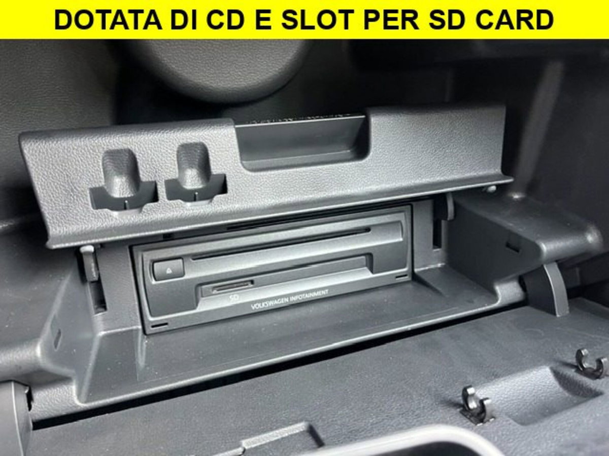 Volkswagen Polo 1.0 MPI 75 CV 5p. Comfortline (11)