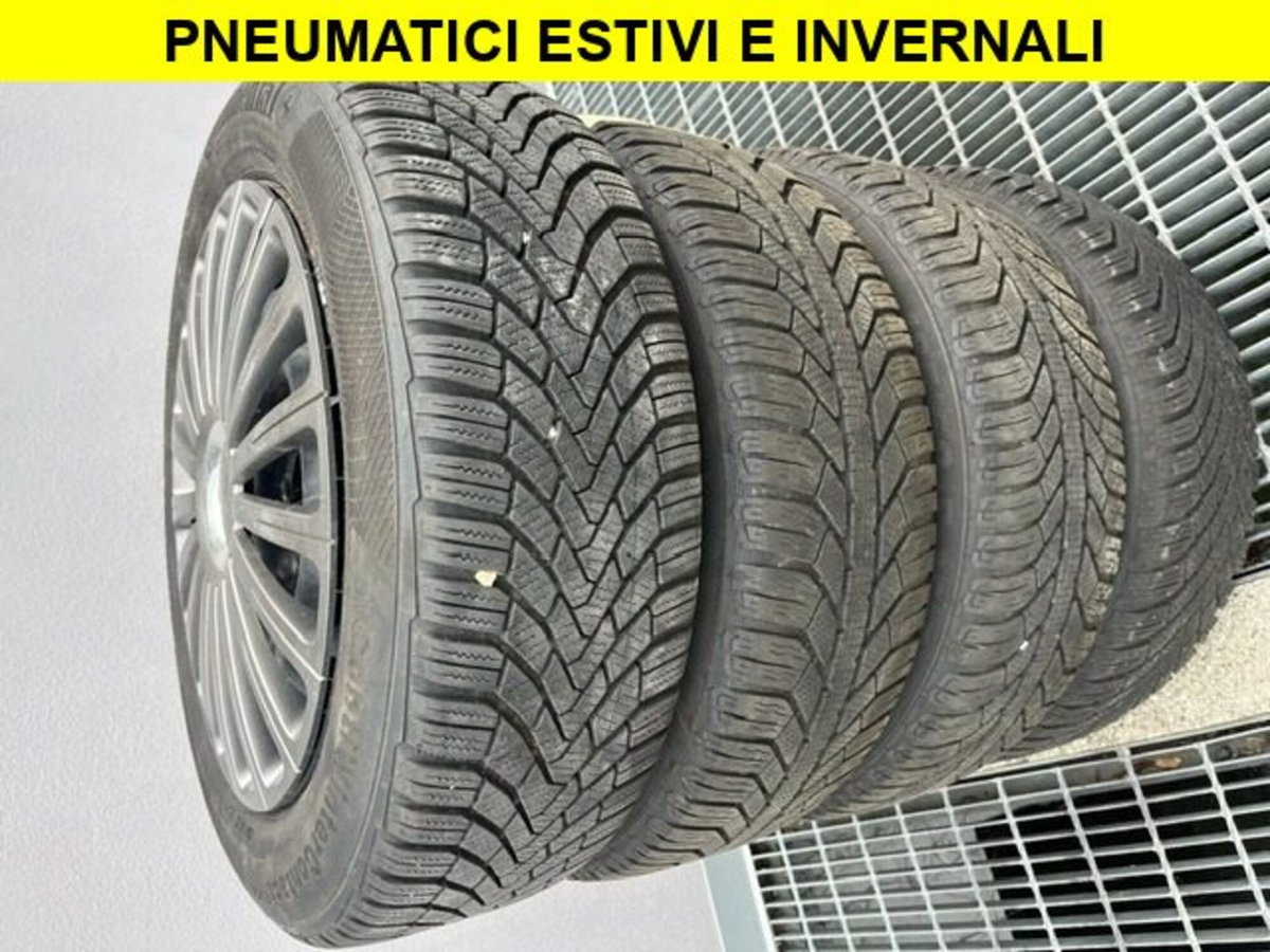 Volkswagen Polo 1.0 MPI 75 CV 5p. Comfortline (18)