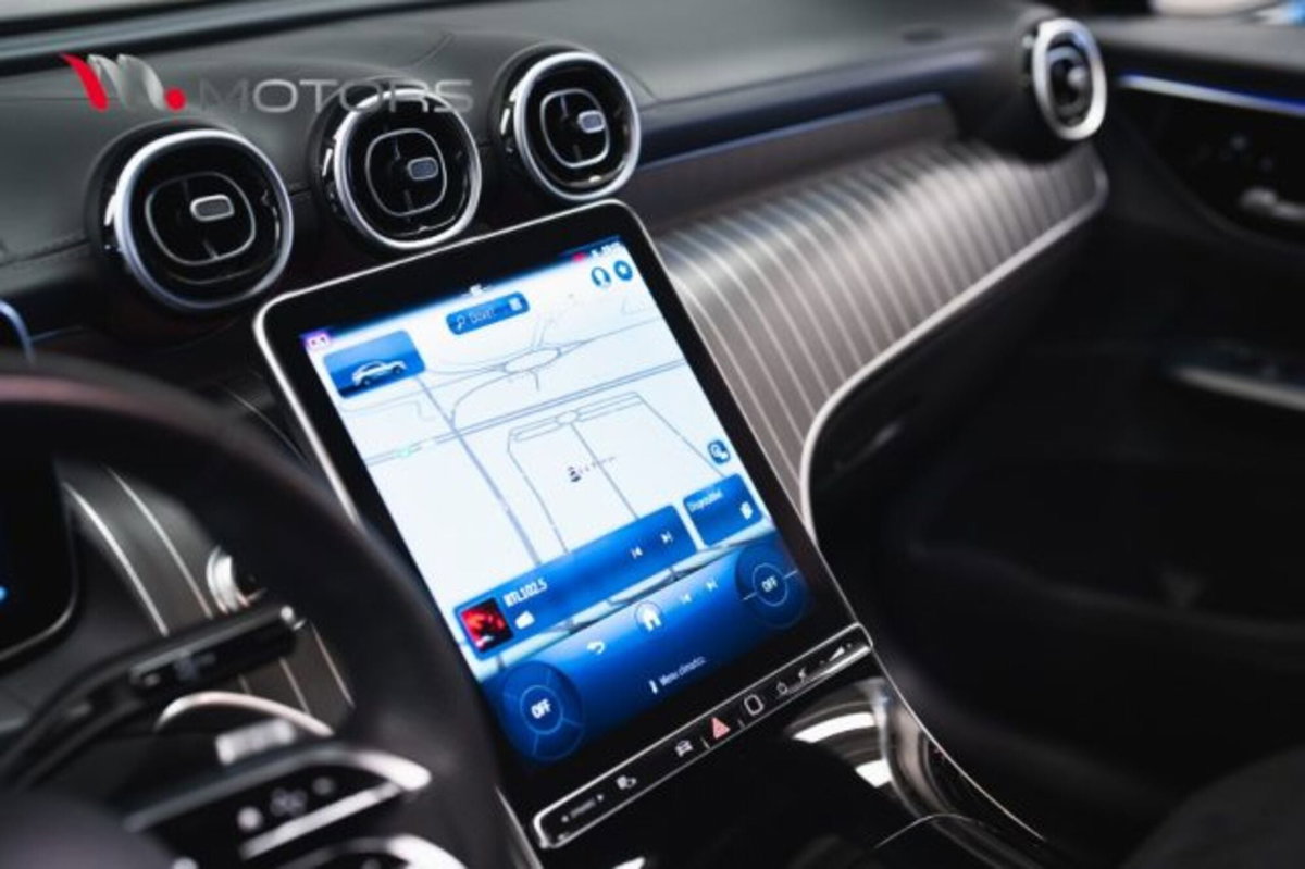 Mercedes-Benz GLC 220 d 4Matic Mild Hybrid AMG Premium Plus (17)