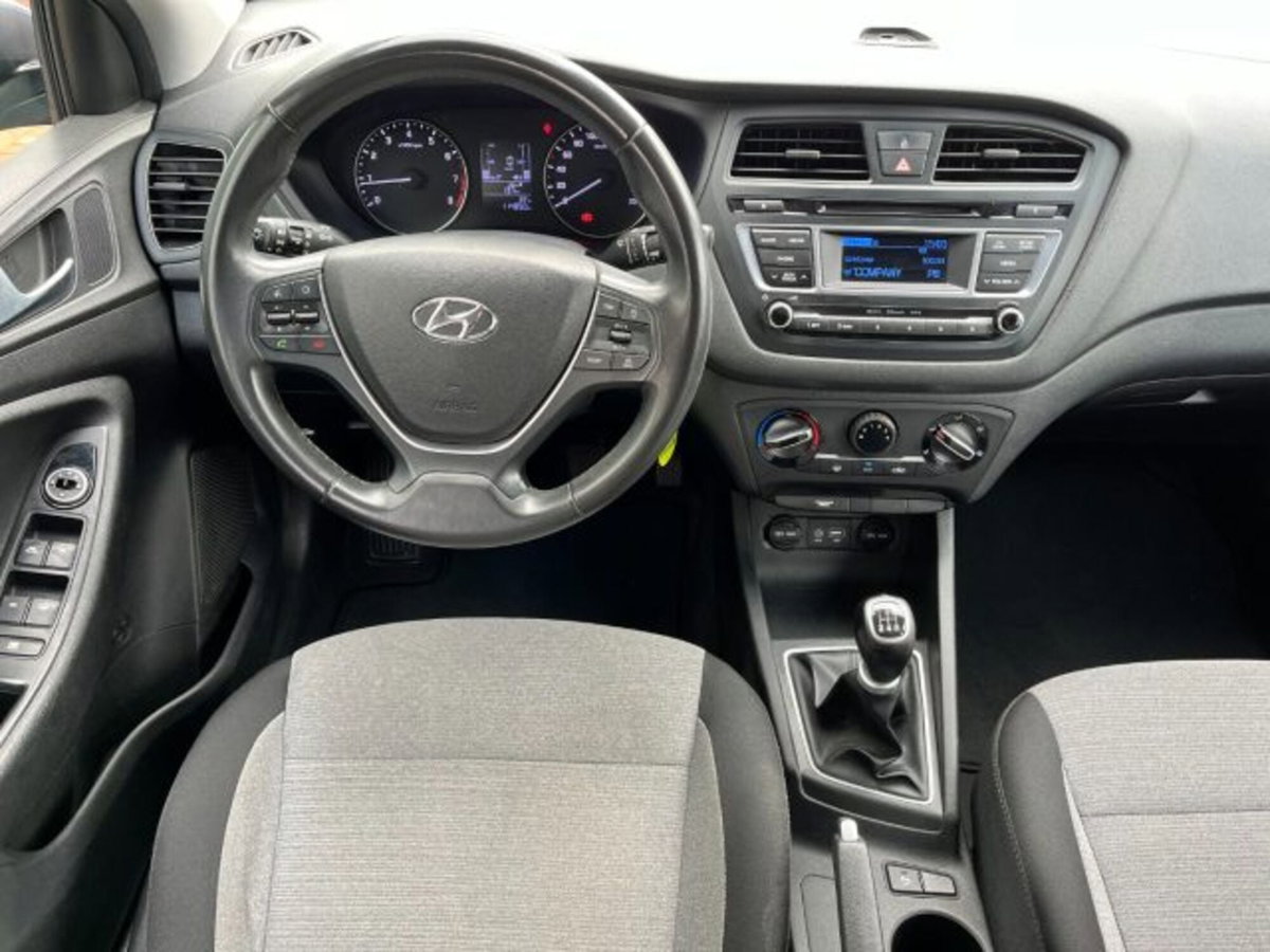 Hyundai i20 1.2 84 CV 5 porte Comfort (7)