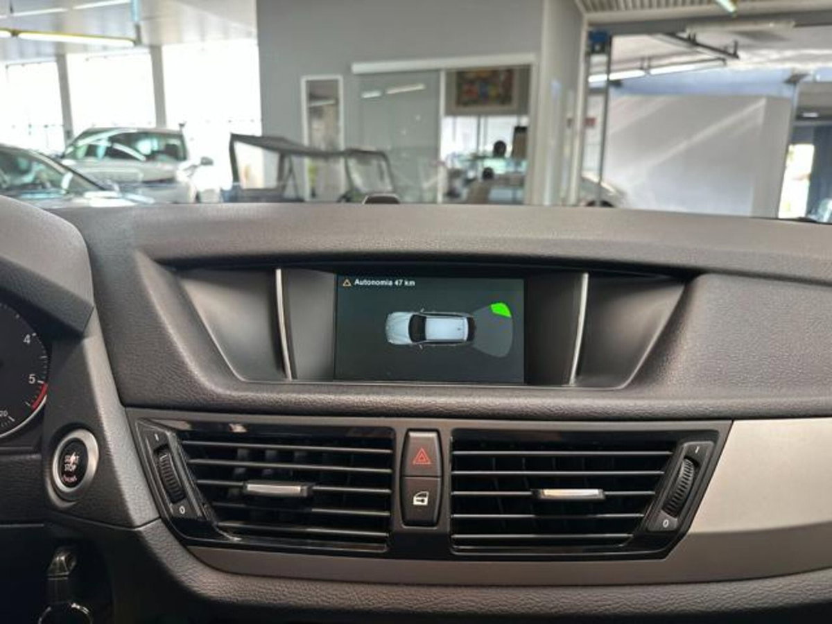 BMW X1 sDrive16d (13)