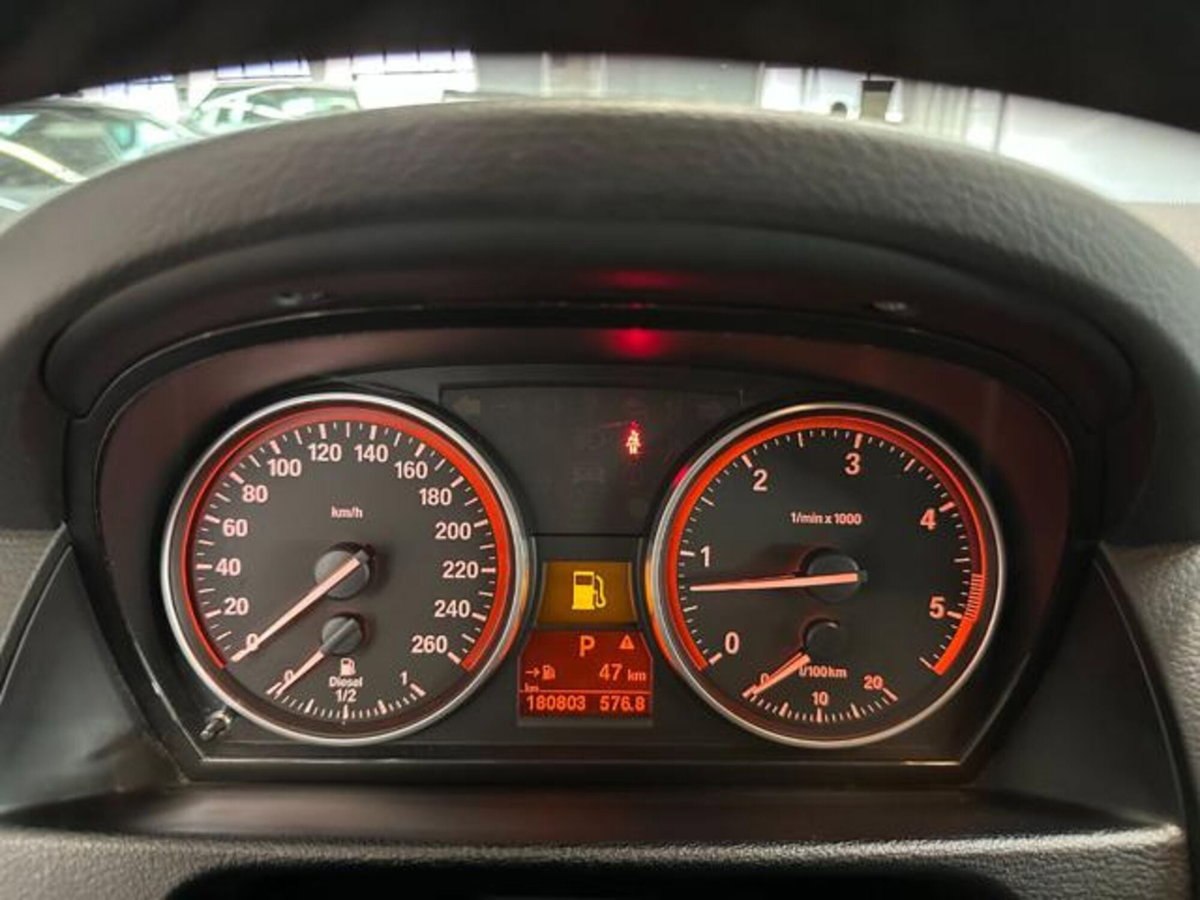 BMW X1 sDrive16d (8)