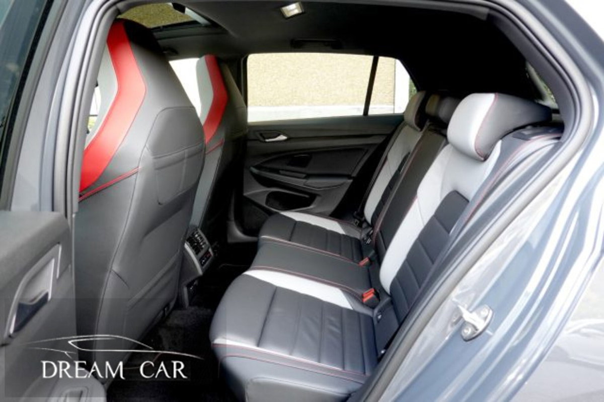 Volkswagen Golf 2.0 tsi GTI MT Ultimate 245cv (10)