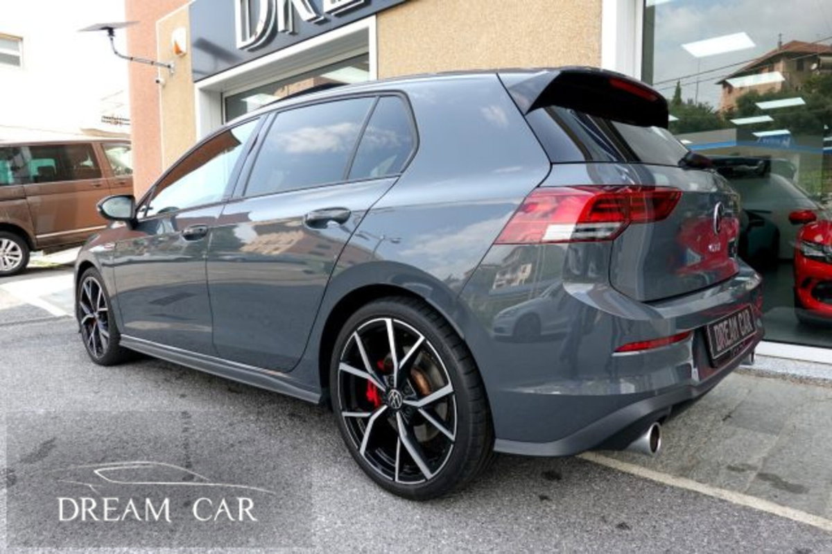 Volkswagen Golf 2.0 tsi GTI MT Ultimate 245cv (3)