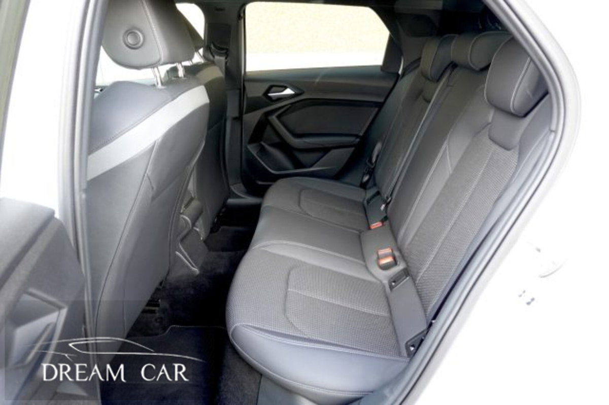 Audi A1 Sportback 40 TFSI S tronic S line edition (11)