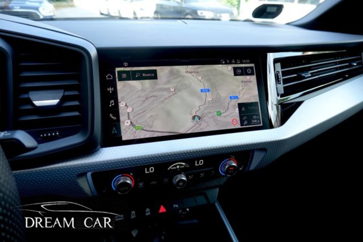 Audi A1 Sportback 40 TFSI S tronic S line edition (12)