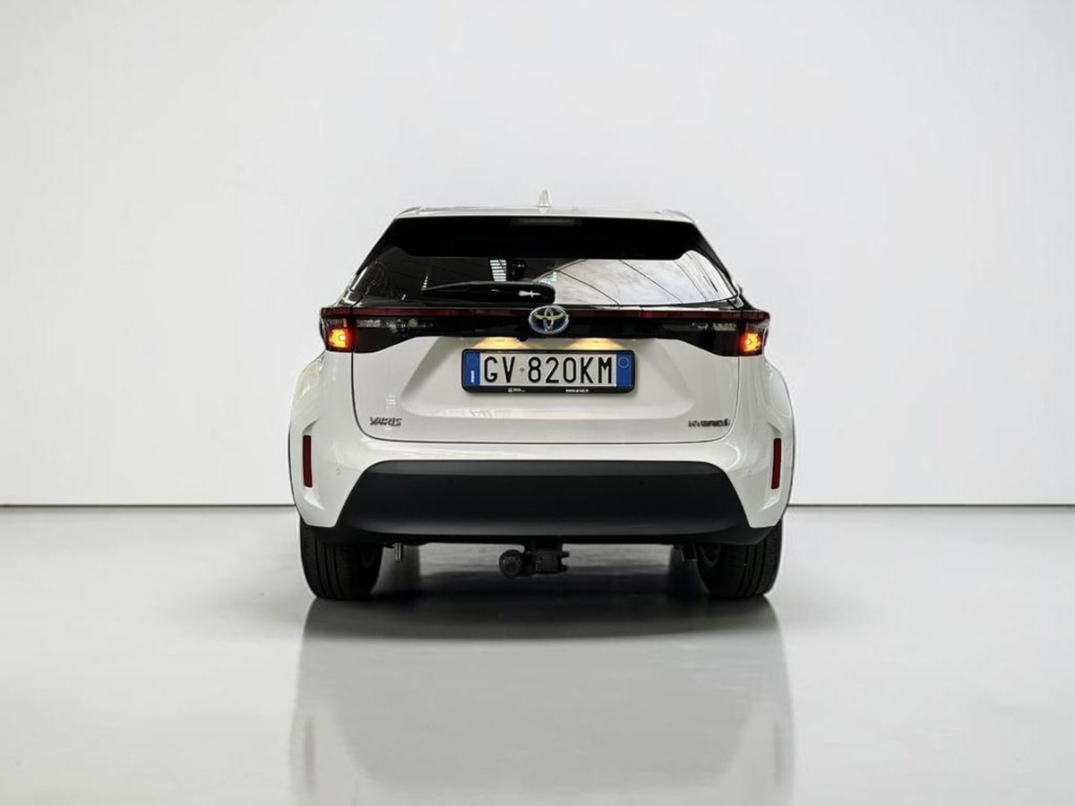 Toyota Yaris Cross 1.5h GR Sport Black Sky fwd 116cv e-cvt (4)