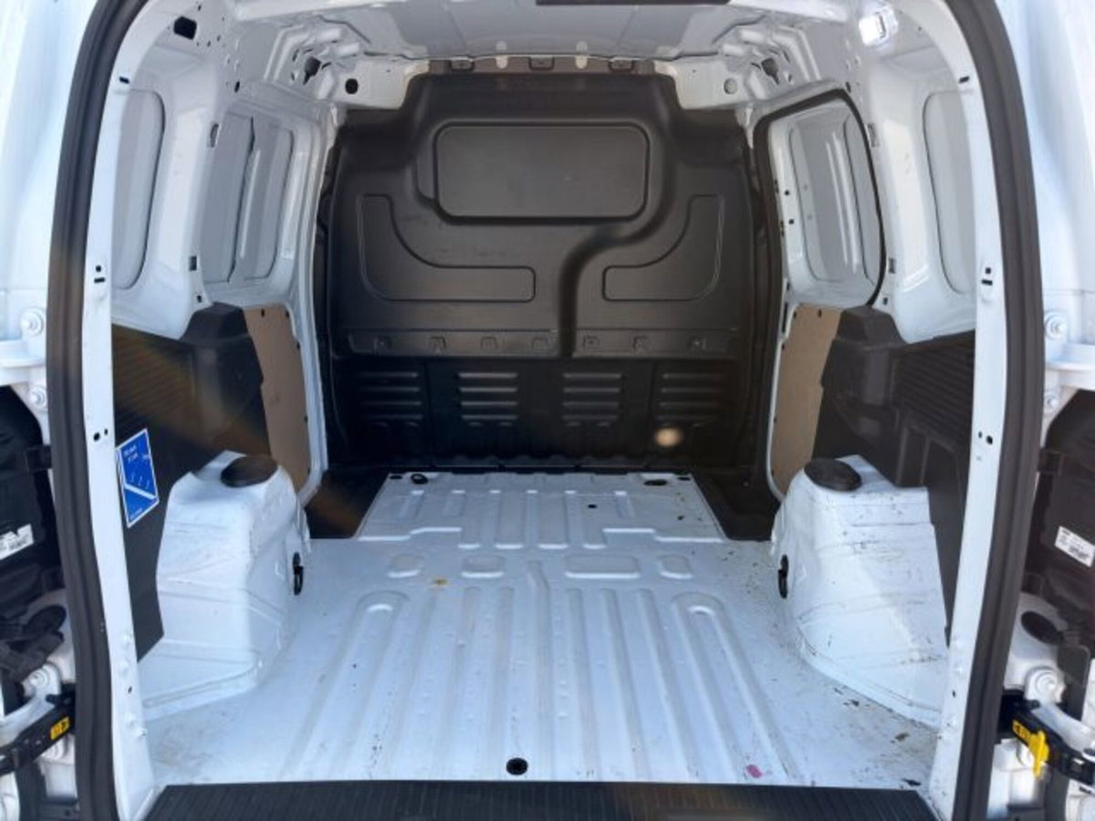 Ford Transit Courier 1.5 TDCi 100CV  Trend (12)