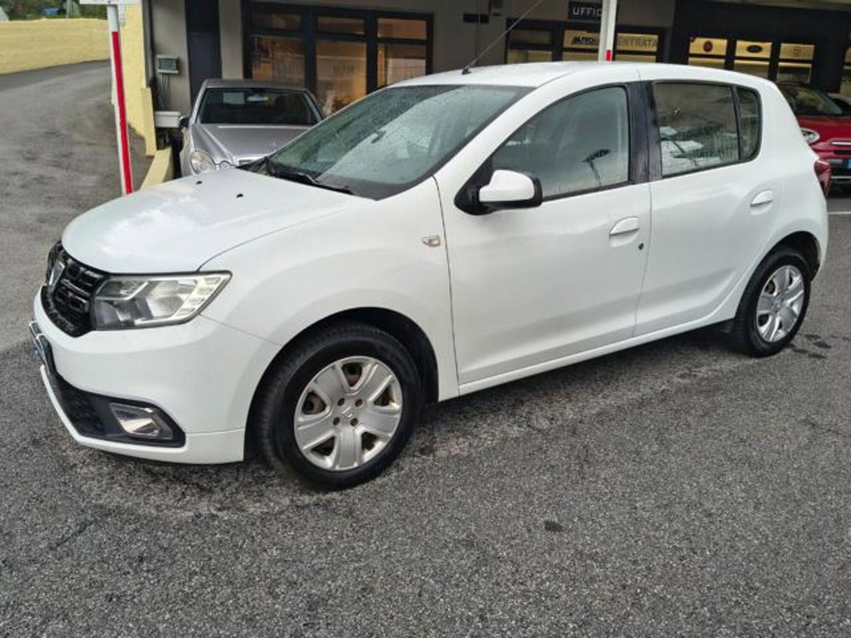 Dacia Sandero 1.0 SCe 12V 75CV Lauréate (16)