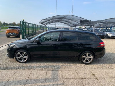 Peugeot 308 SW BlueHDi 130 S&S EAT8 Allure Pack (2)