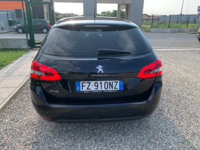 Peugeot 308 SW BlueHDi 130 S&S EAT8 Allure Pack (4)