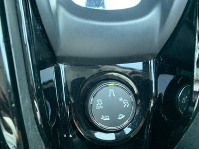 Peugeot 2008 Turbo 110 EAT6 S&S Allure (16)
