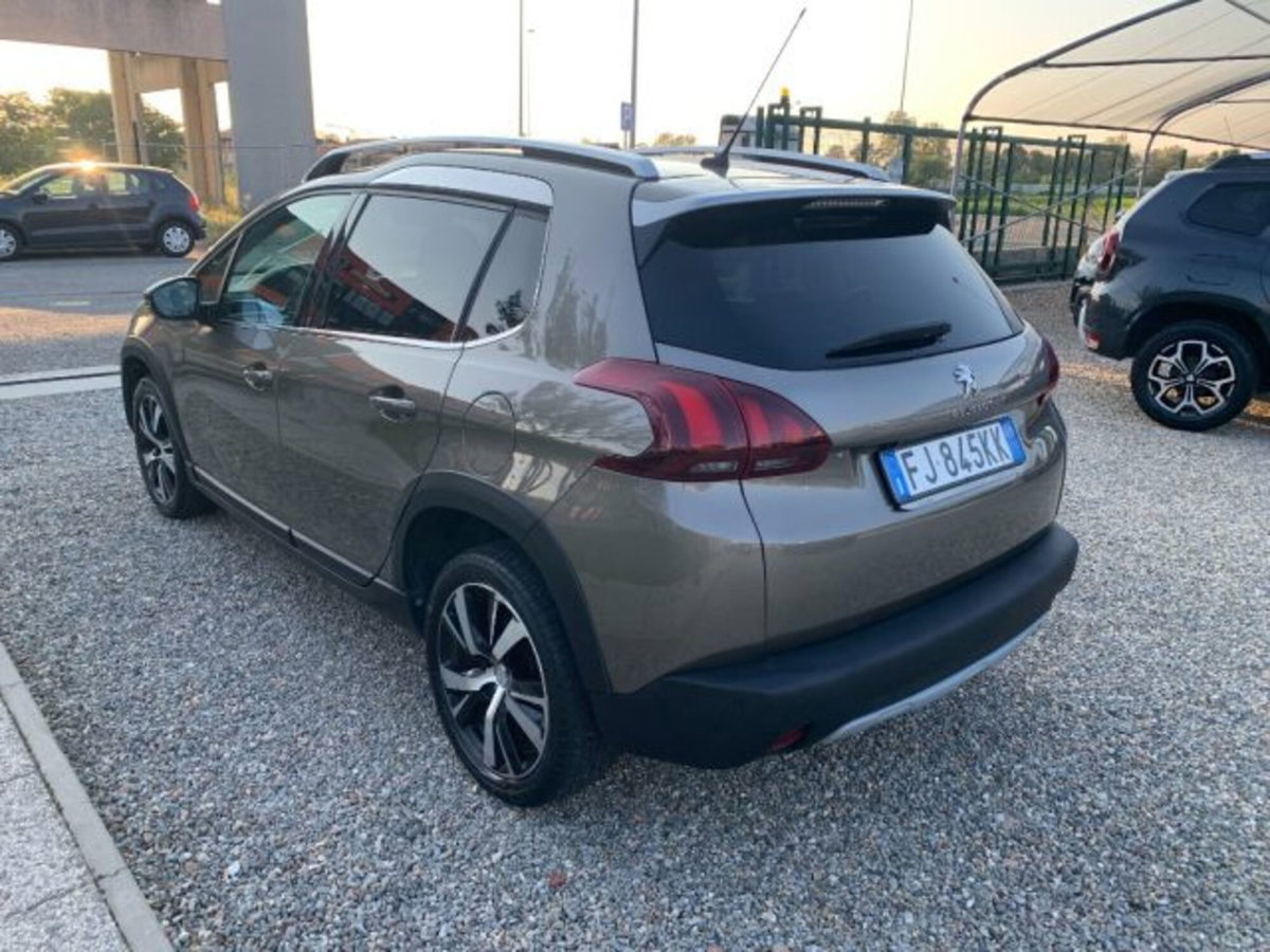 Peugeot 2008 Turbo 110 EAT6 S&S Allure (3)