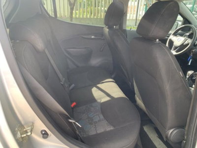 Opel Karl Rocks 1.0 73 CV GPL (11)