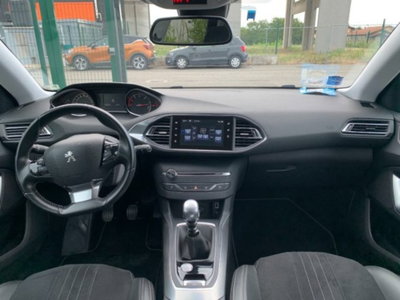 Peugeot 308 SW BlueHDi 150 S&S Business (13)