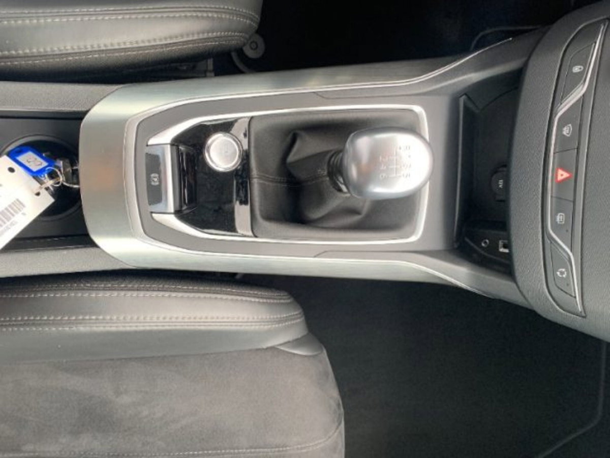 Peugeot 308 SW BlueHDi 150 S&S Business (16)