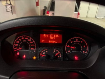 Opel Movano Furgone 33 L2H2 2.2 diesel 140cv S&S (13)
