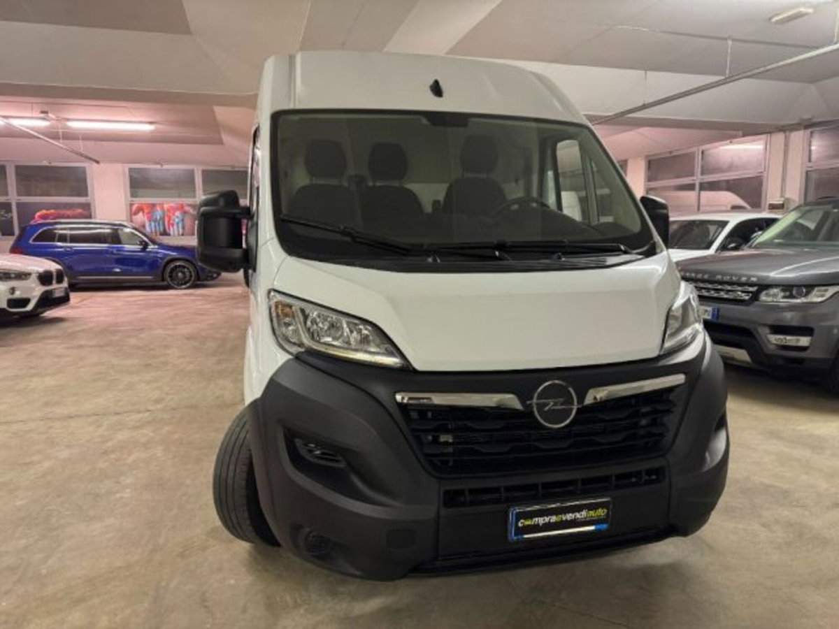 Opel Movano Furgone 33 L2H2 2.2 diesel 140cv S&S (2)