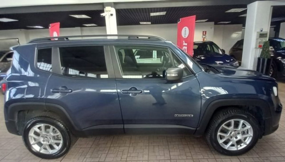 Jeep Renegade 1.3 T4 190CV PHEV 4xe AT6 Limited (2)