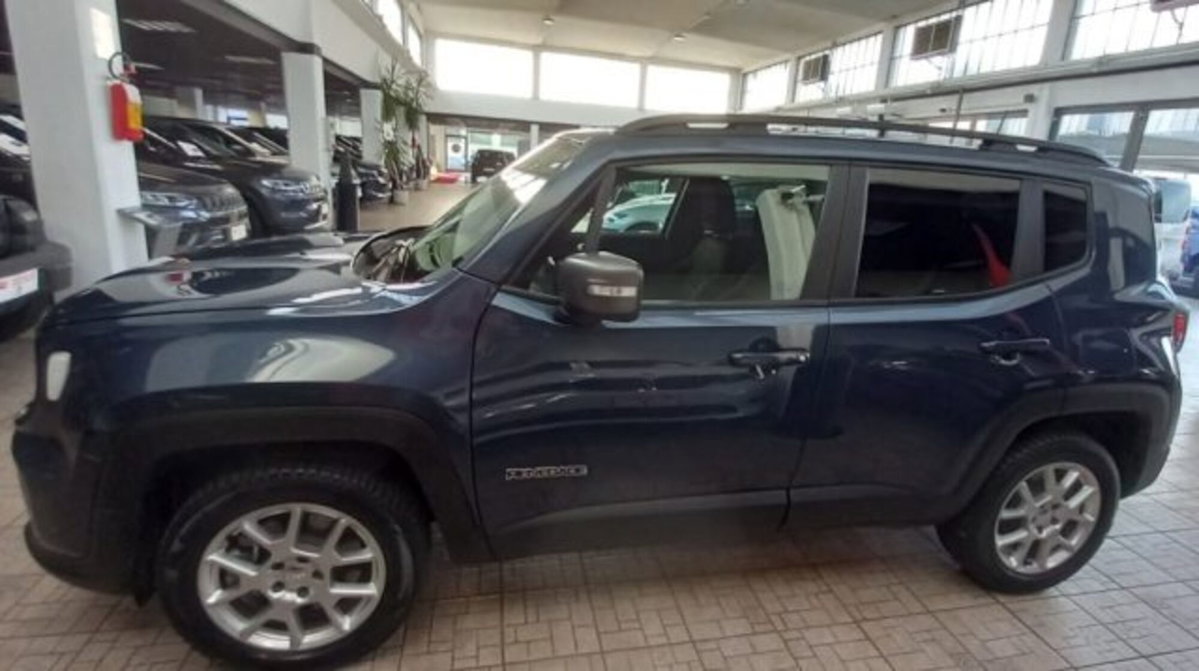 Jeep Renegade 1.3 T4 190CV PHEV 4xe AT6 Limited (3)