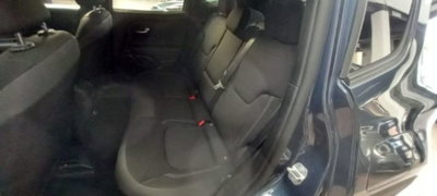 Jeep Renegade 1.3 T4 190CV PHEV 4xe AT6 Limited (8)
