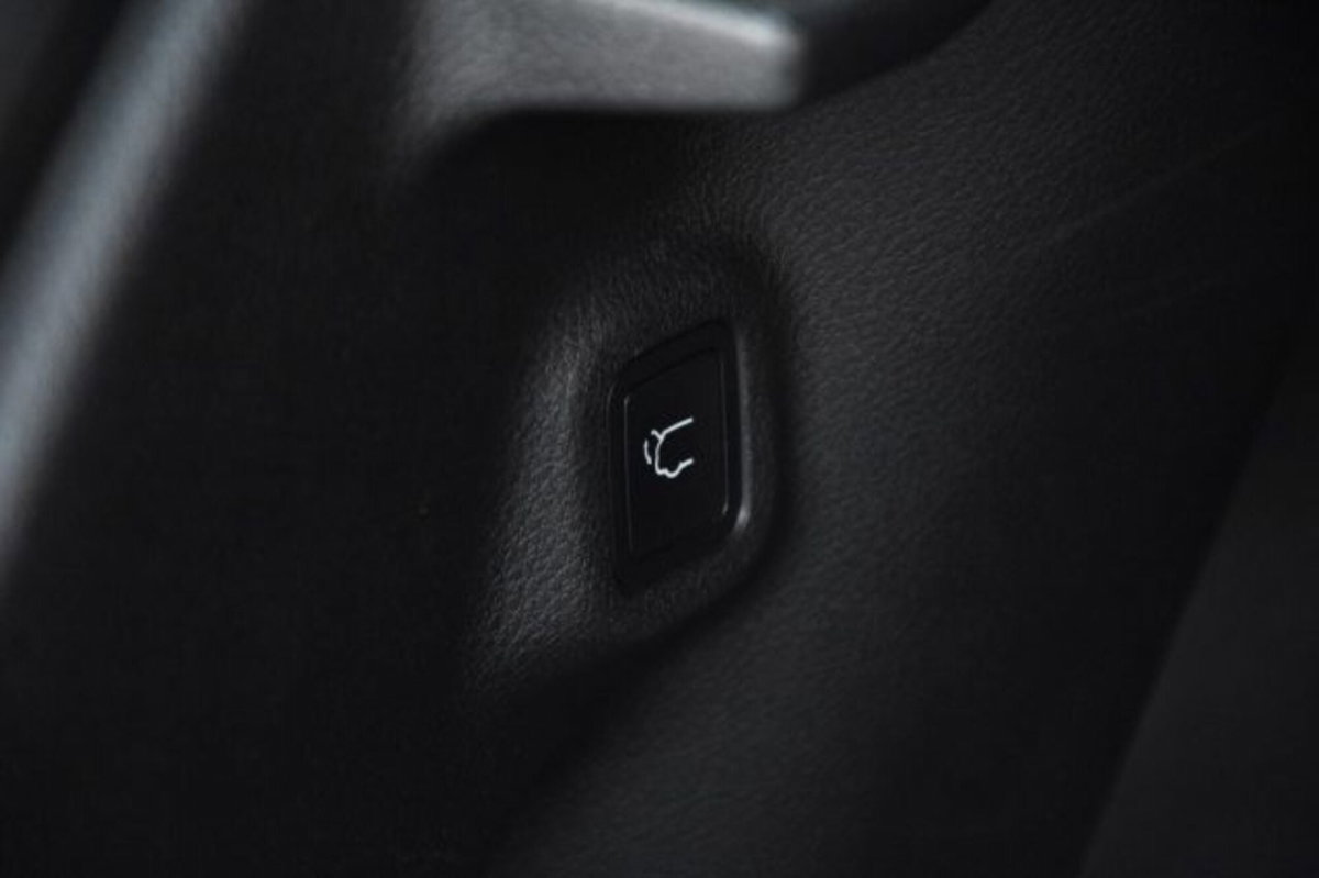 Jeep Compass 1.6 Multijet II 2WD 80° Anniversario (15)