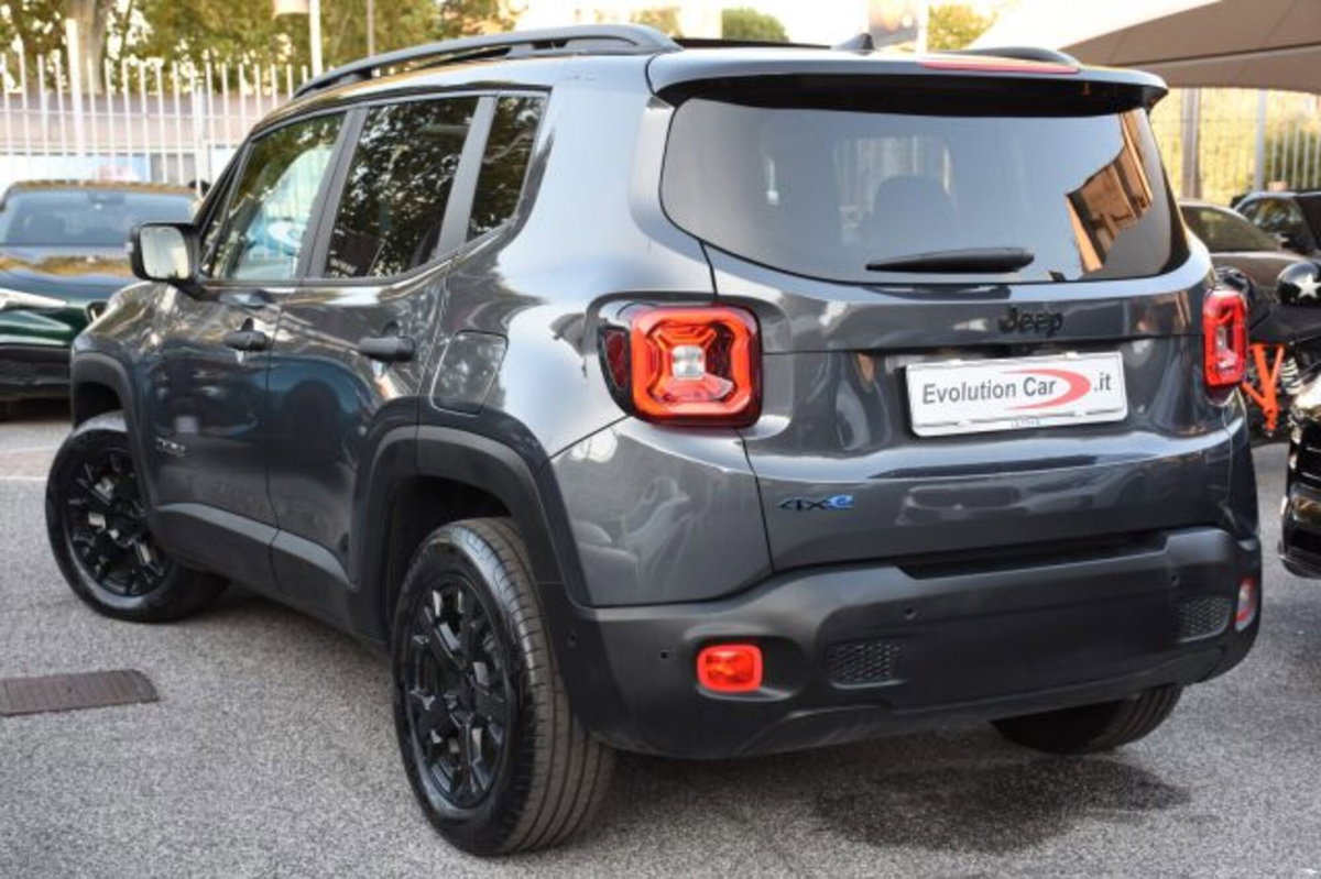Jeep Renegade 1.3 t4 phev North Star 4xe at6 (4)