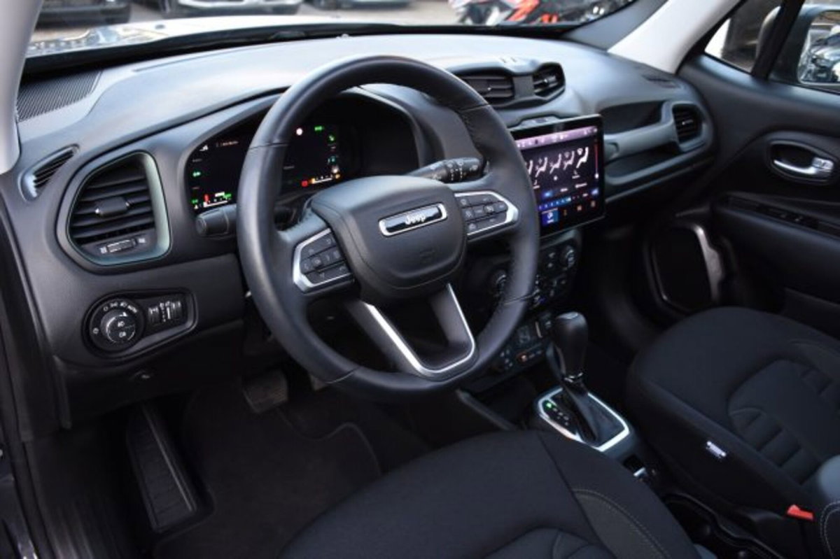 Jeep Renegade 1.3 t4 phev North Star 4xe at6 (6)