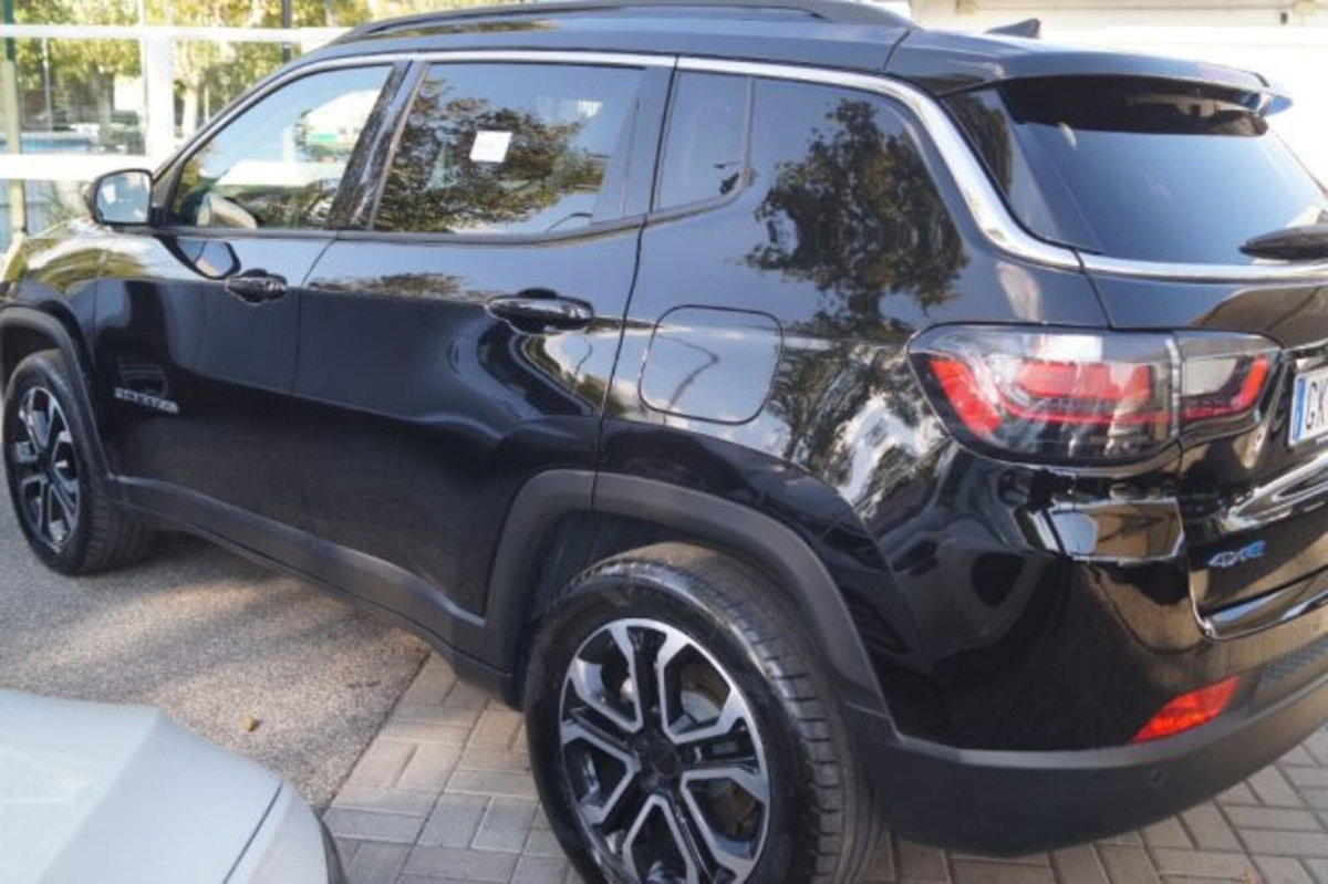 Jeep Compass 1.3 T4 190CV PHEV AT6 4xe Limited (6)