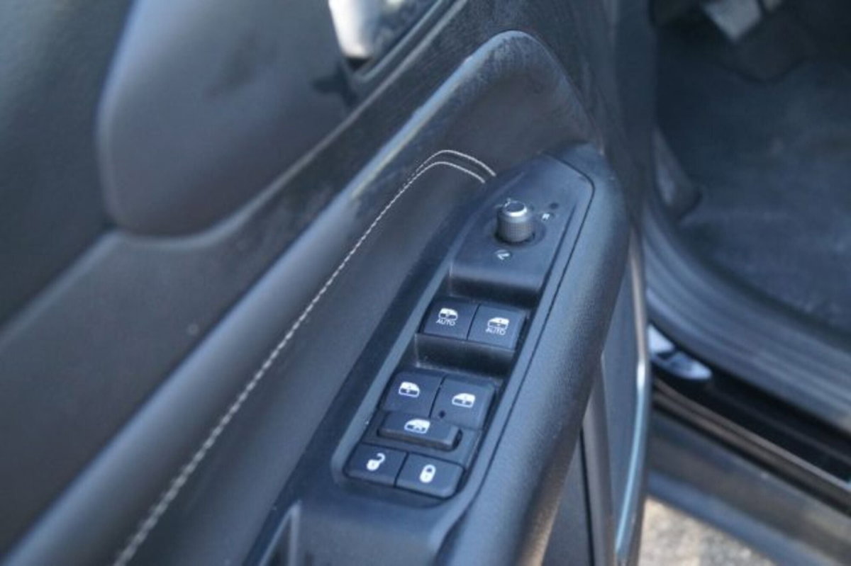 Jeep Compass 1.3 T4 190CV PHEV AT6 4xe Limited (8)