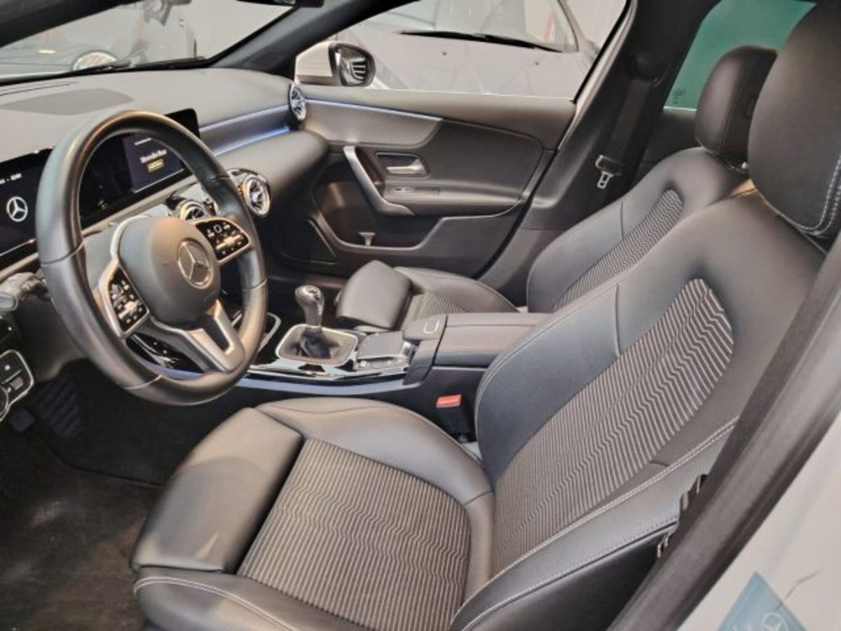 Mercedes-Benz Classe A 160 Premium (10)