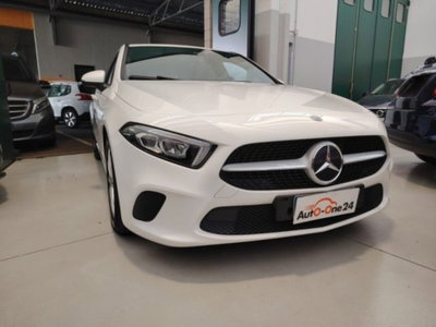Mercedes-Benz Classe A 160 Premium (2)