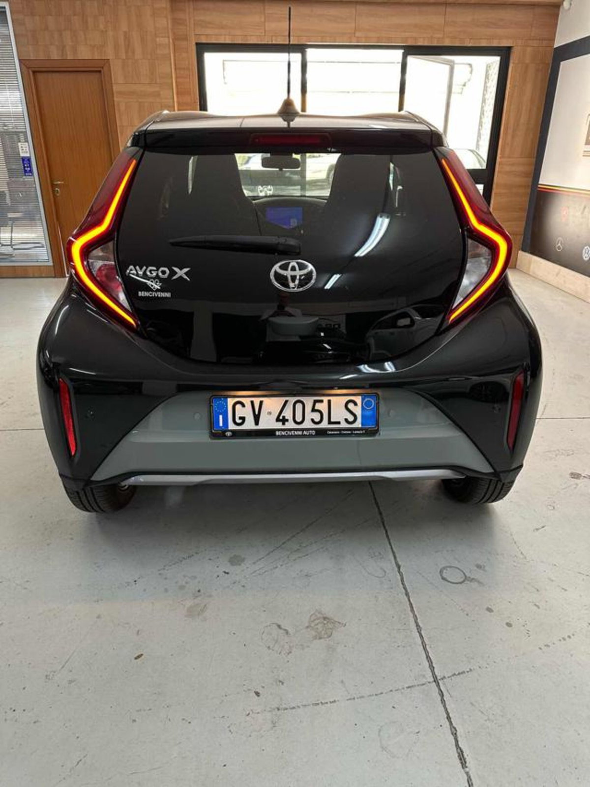 Toyota Aygo X 1.0 VVT-i 72 CV 5 porte Limited Air S-CVT (5)