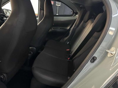 Toyota Aygo X 1.0 VVT-i 72 CV 5 porte Limited Air S-CVT (9)