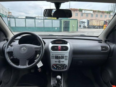 Opel Corsa 1.0i 12V cat 3 porte Club (10)