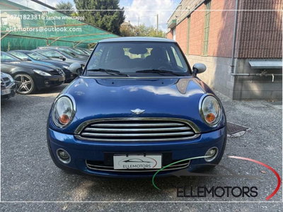 MINI Mini 1.6 16V Cooper (2)