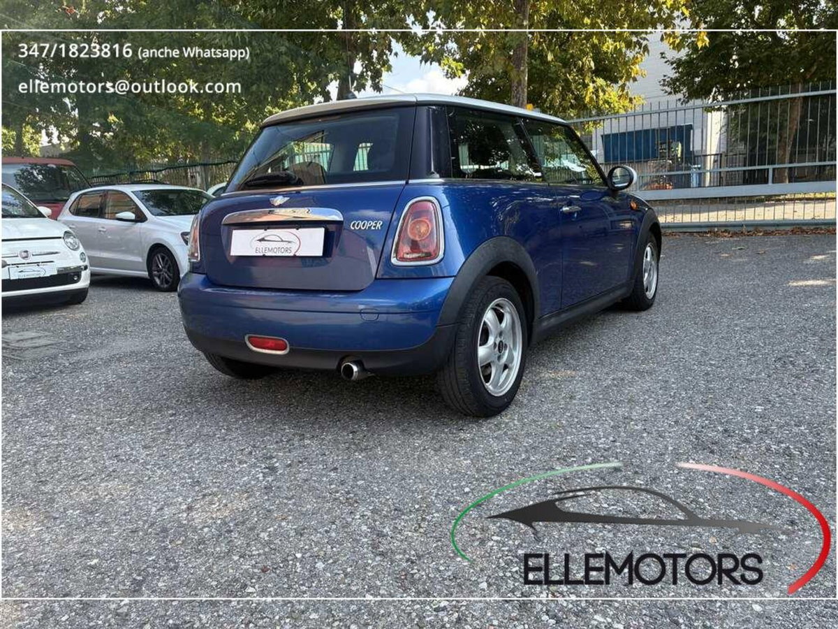 MINI Mini 1.6 16V Cooper (4)