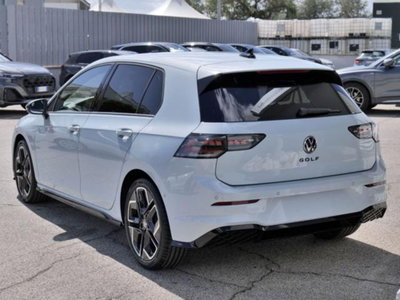 Volkswagen Golf Variant 1.5 etsi R-Line 150cv dsg (3)