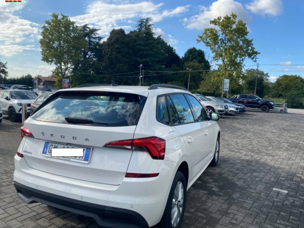 Skoda Kamiq 1.0 TSI 110 CV DSG Ambition (4)