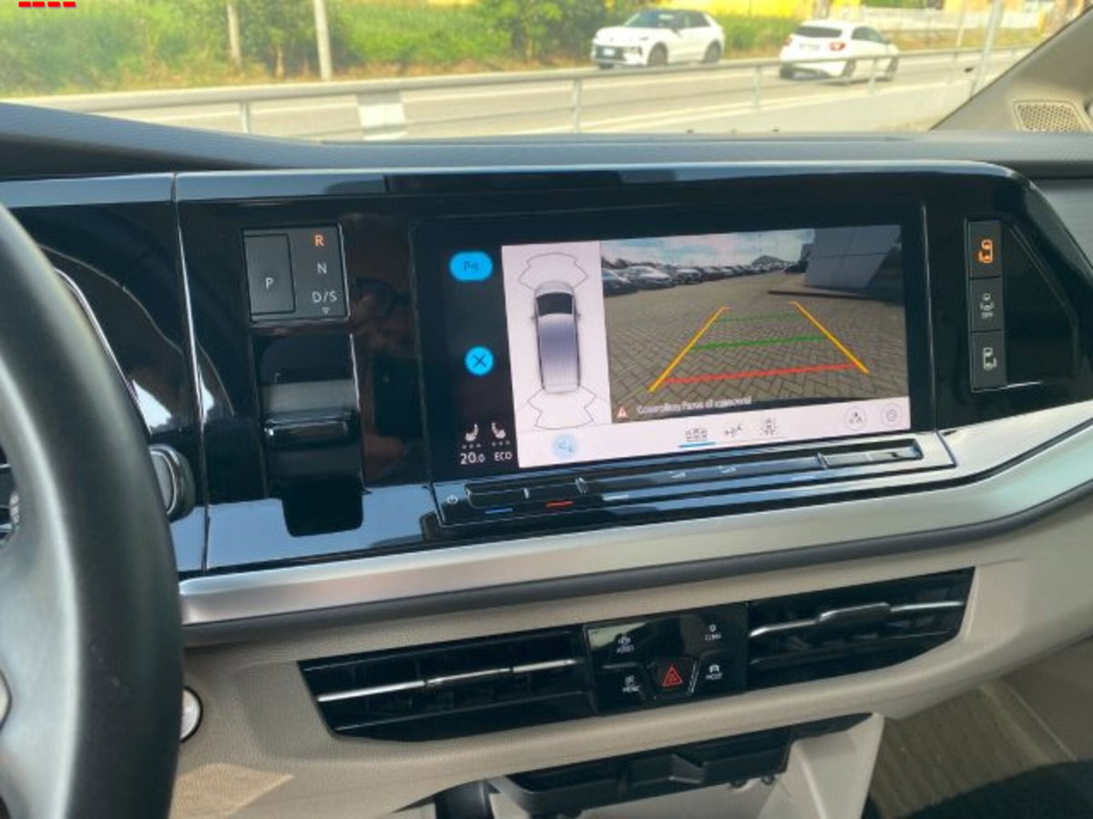 Volkswagen Multivan 1.4 TSI eHybrid Life (11)