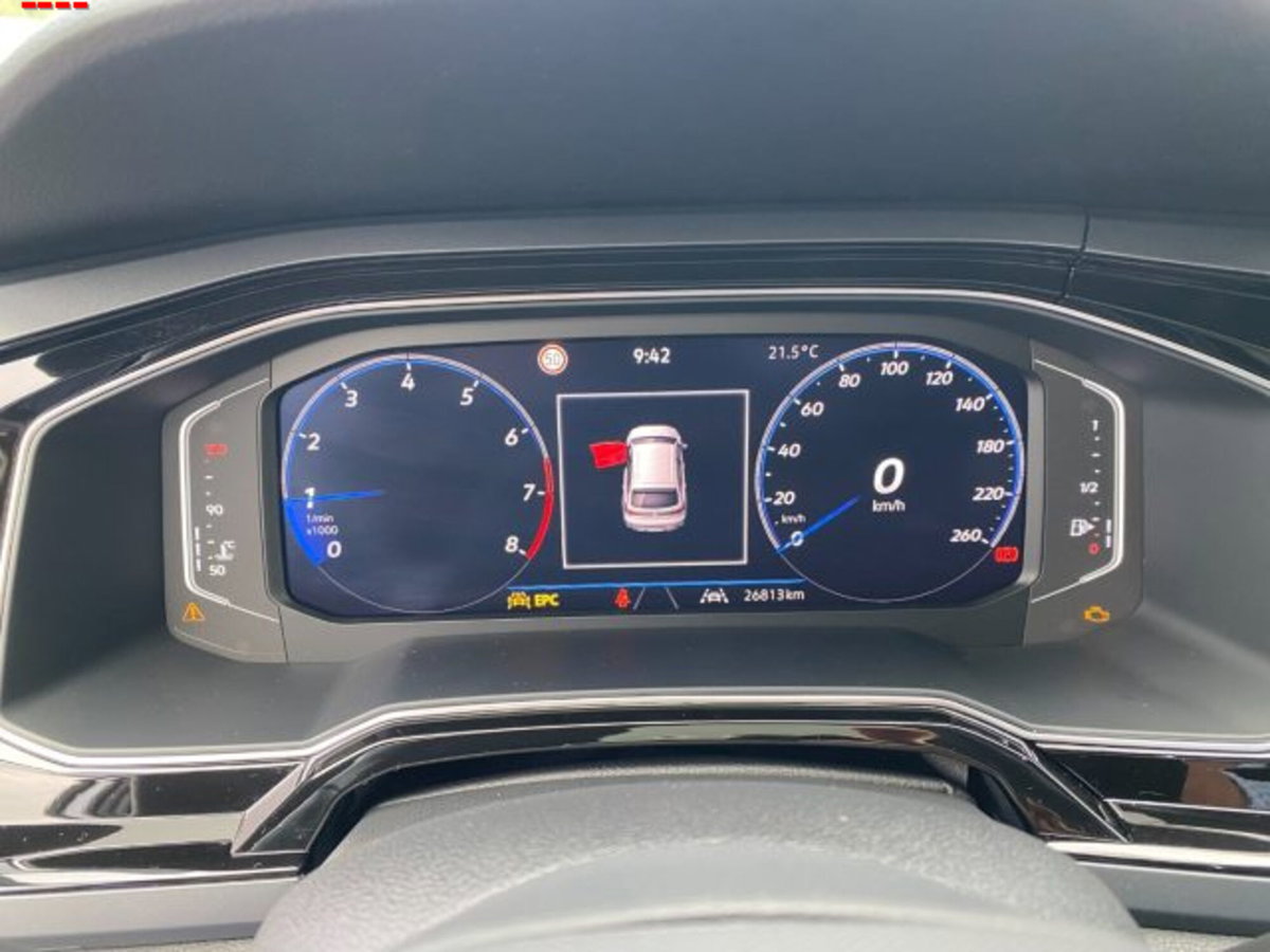 Volkswagen Taigo 1.0 tsi R-Line 115cv (10)