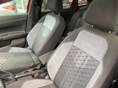 Volkswagen Taigo 1.0 tsi R-Line 115cv dsg (13)