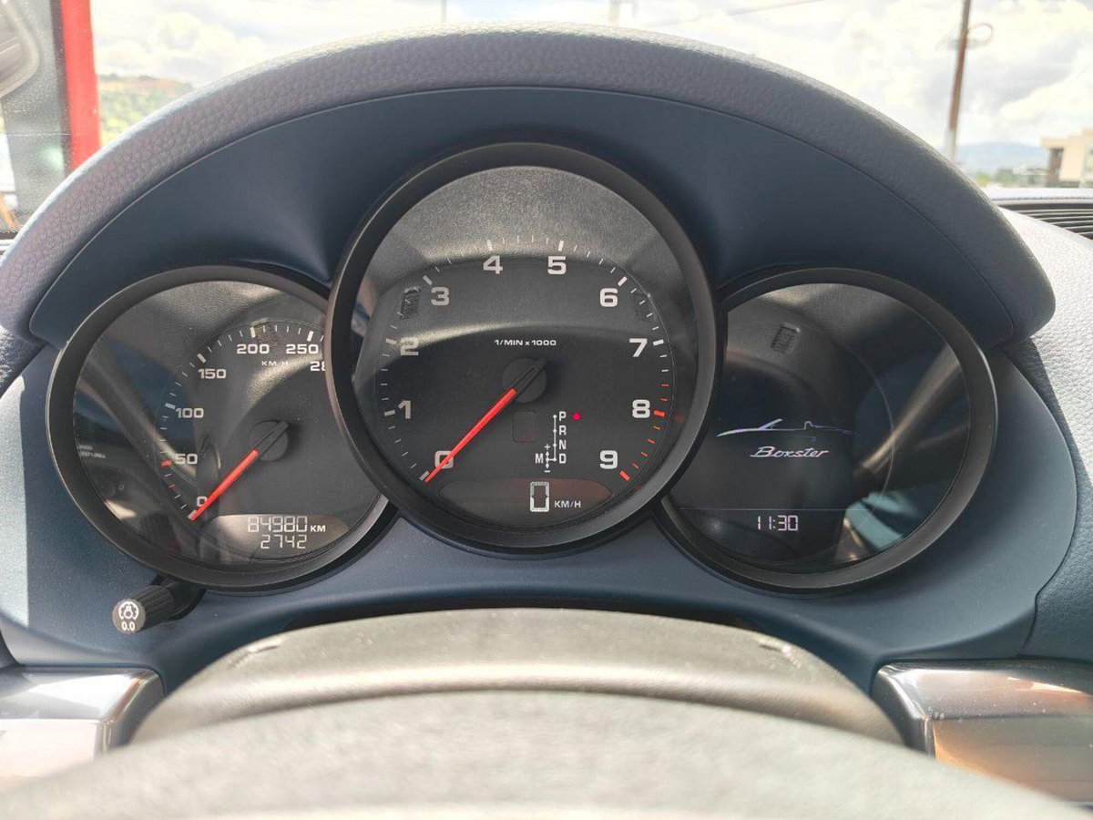 Porsche Boxster 2.7 (11)