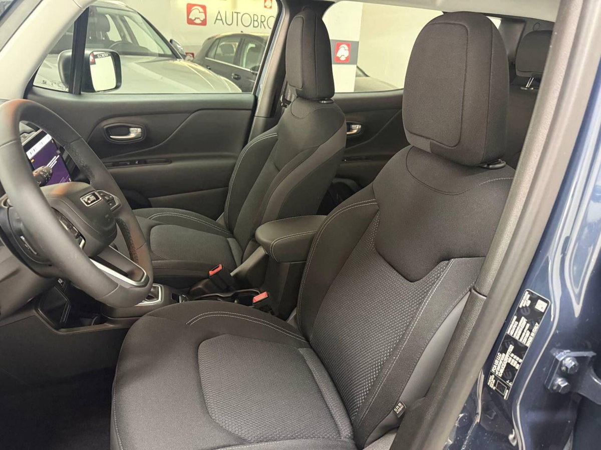 Jeep Renegade 1.5 turbo t4 mhev Altitude 2wd dct (8)